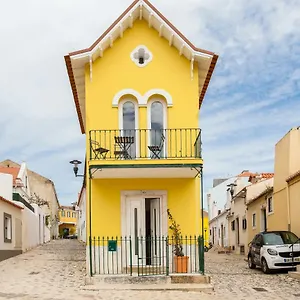 Lisbon Sea Side Chalet Appartement